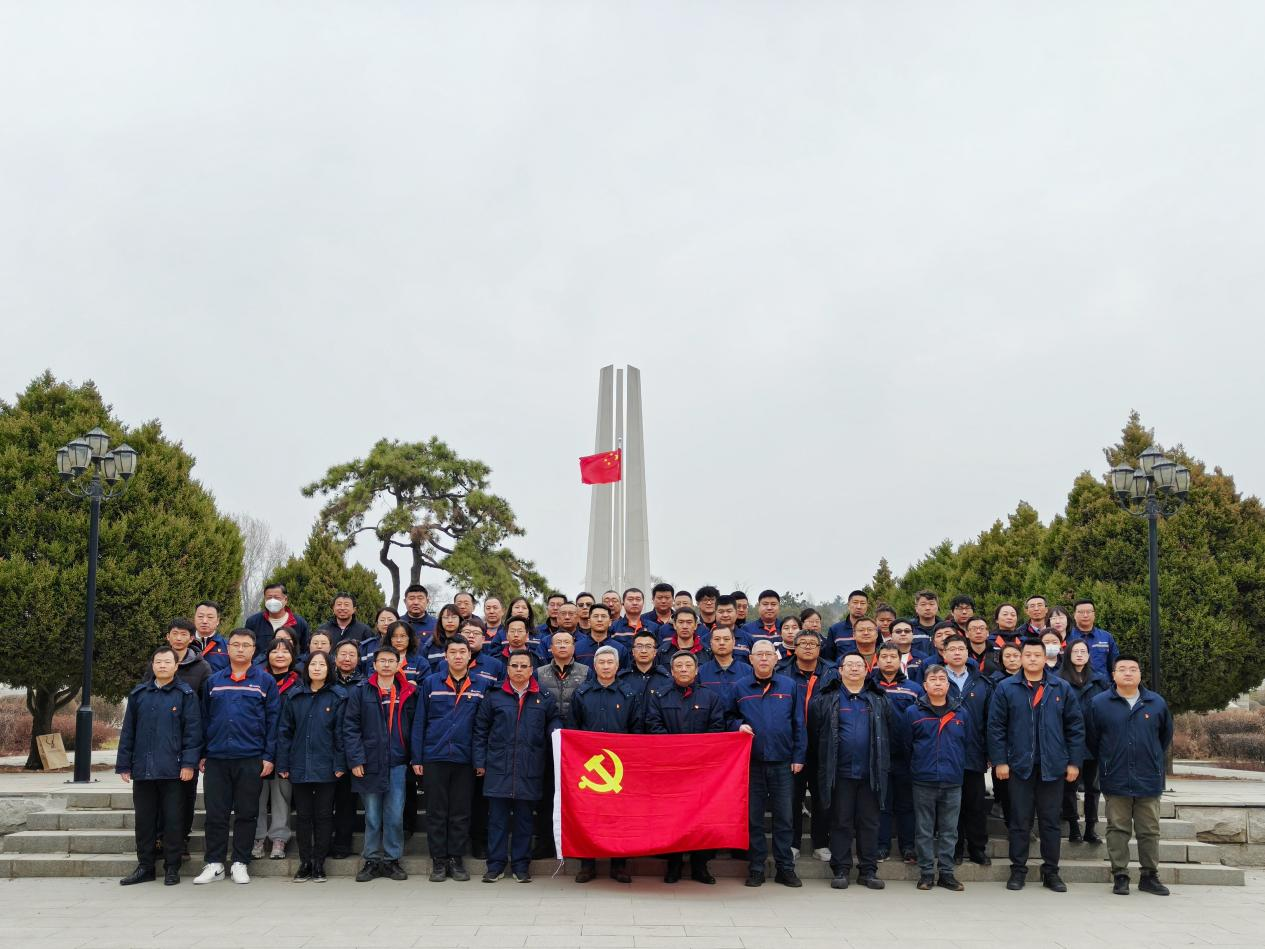 賡續(xù)紅色血脈，凝聚奮進力量—中鋼熱能院組織開展清明祭掃活動